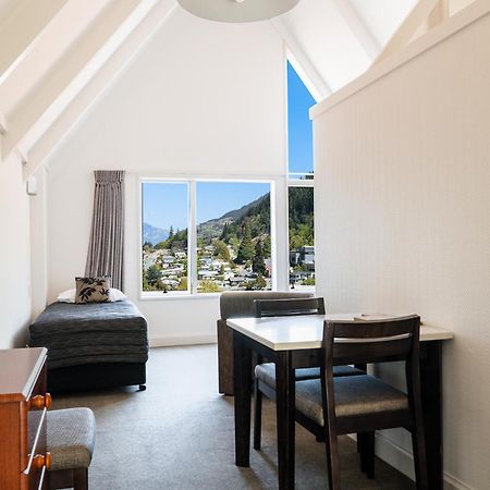 Turner Heights Townhouses Aparthotel Queenstown Buitenkant foto