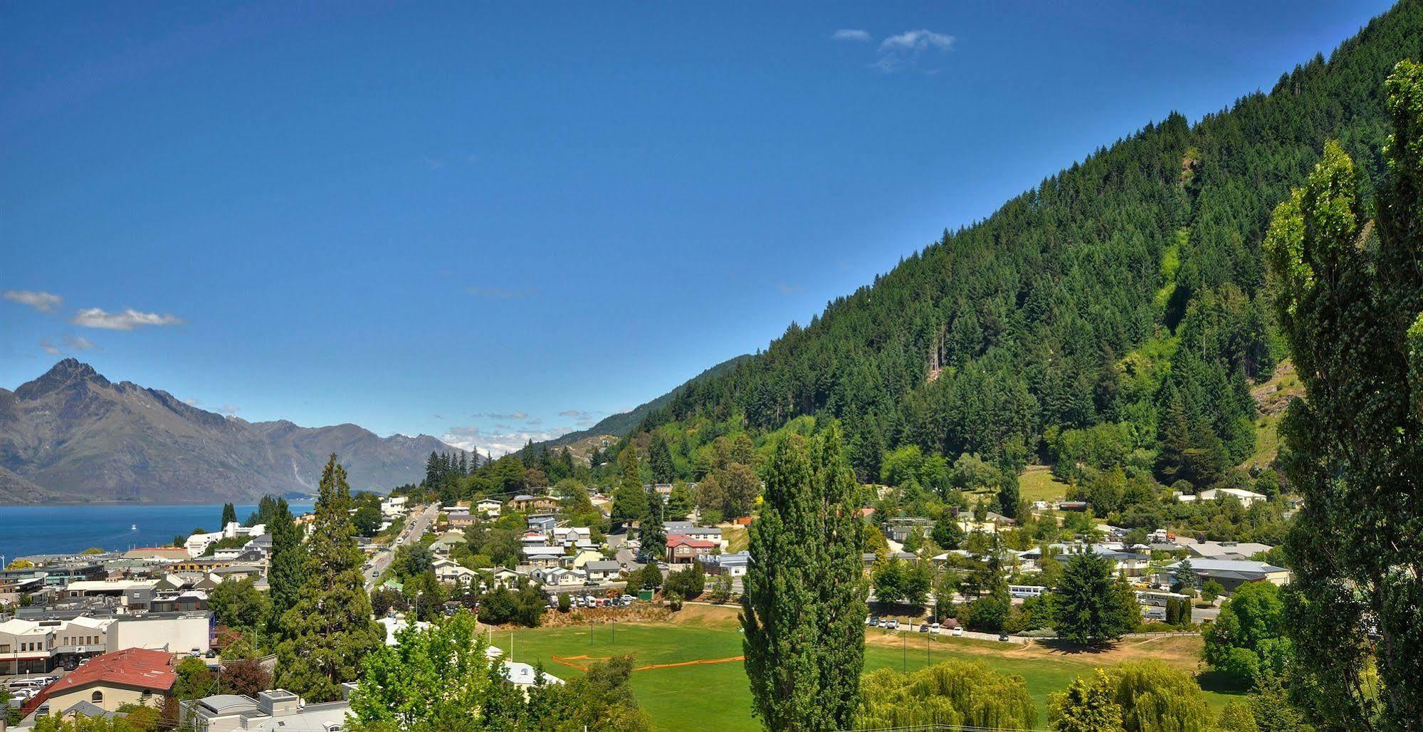 Turner Heights Townhouses Queenstown Buitenkant foto