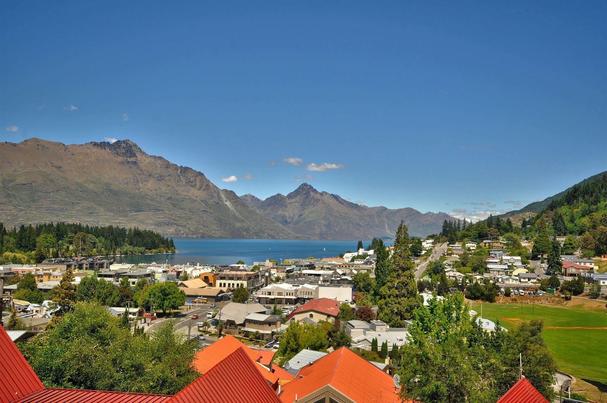 Turner Heights Townhouses Aparthotel Queenstown Buitenkant foto