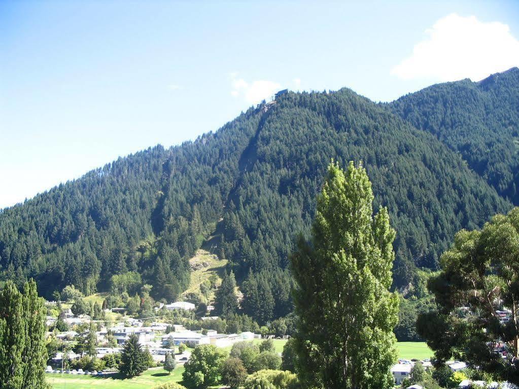 Turner Heights Townhouses Aparthotel Queenstown Buitenkant foto